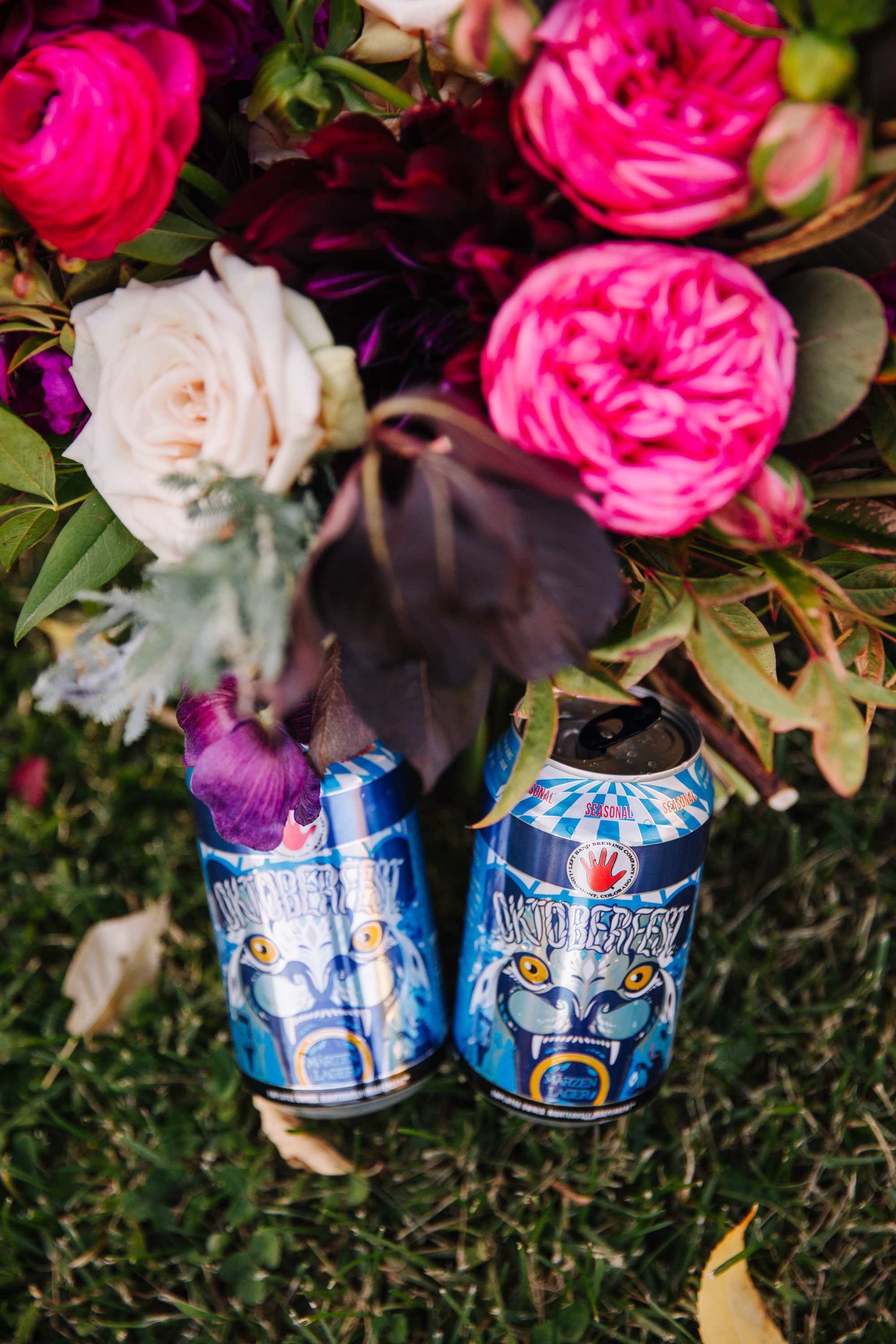 oscar blues beer, beer in weddings, beer lover wedding, colorful wedding florals, pink wedding flowers, brewery wedding