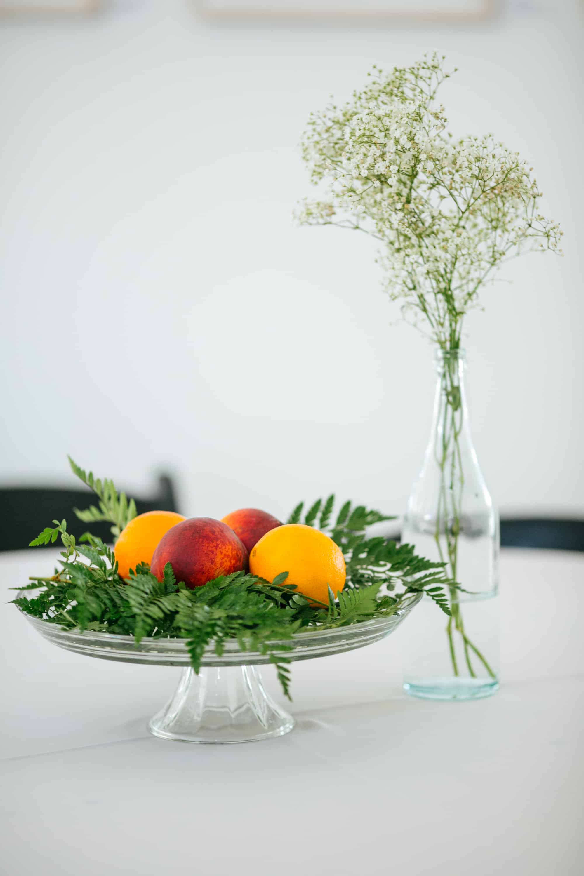 simple wedding decor, center pieces, diy decor, simple table decorations, using fruit as centerpieces, using fruit in centerpieces