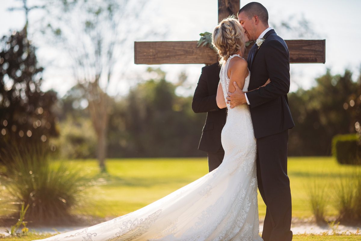 santa rosa beach photographer, santa rosa beach florida wedding, santa rosa beach florida, florida wedding, beach wedding, getting ready wedding, beach accents, destination wedding photographer, destination wedding, wedding ceremony, outdoor wedding ceremony