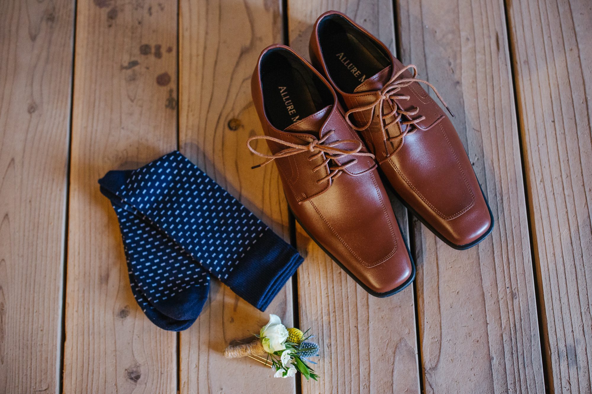 groom shoes, groom details, blue socks, groom detail shot