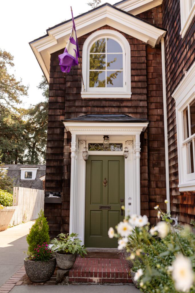 getting ready for wedding, getting ready for wedding in childhood home, childhood home wedding, backyard wedding at home, wedding at parents house