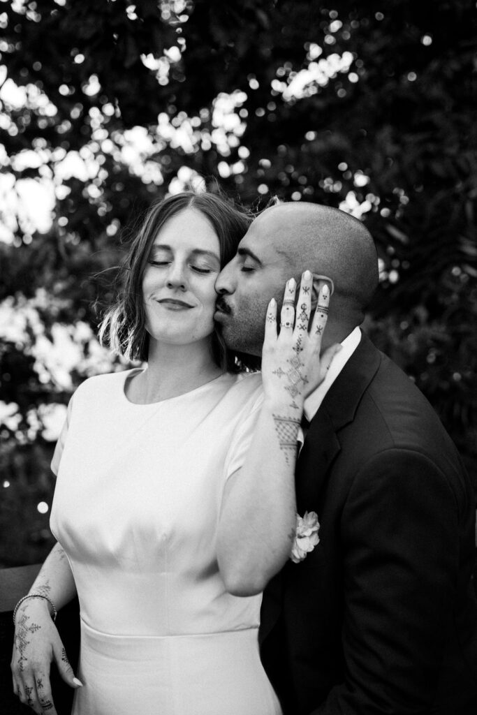 bride and groom evening portraits